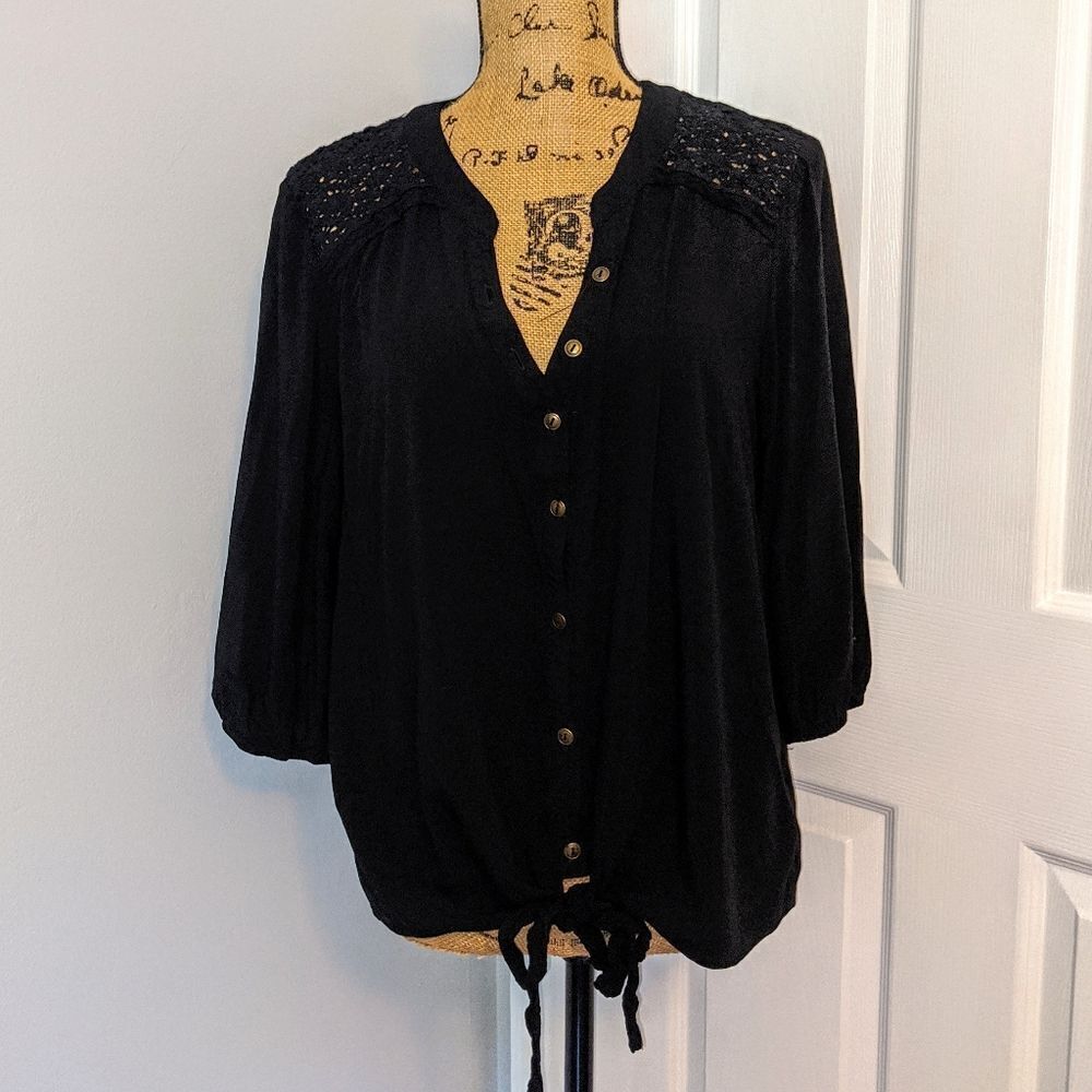 Black tie blouse